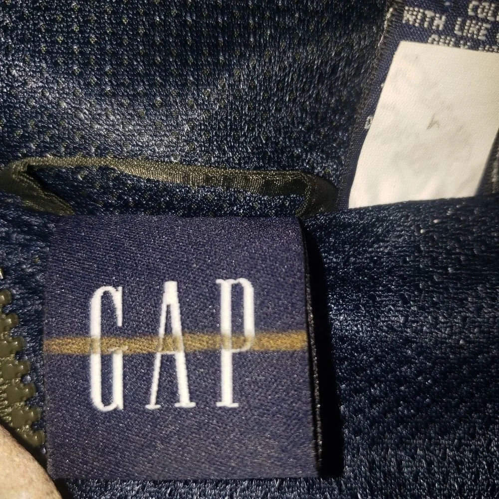 GAP Boys Youth XL Black Reflective SLVLS Vest  Athletic Layer Zippered #Gorpcore